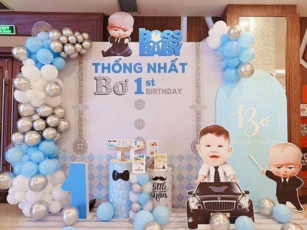 TRANG TRÍ BACKDROP SINH NHẬT VỚI CHỦ ĐỀ BOSS BABY