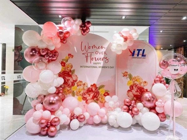 TRANG TRÍ BACKDROP SỰ KIỆN QUỐC TẾ PHỤ NỮ