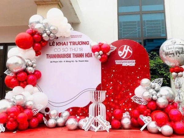 TRANG TRÍ BACKDROP SỰ KIỆN KHAI TRƯƠNG CHI NHÁNH TRUNG TÂM NGOẠI NGỮ